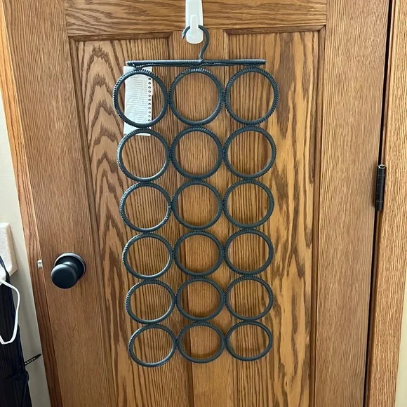 I-K-E-A KOMPLEMENT Multi-Use Hanger gray Polypropylene/Steel 28 ¼ '' - Picture 1 of 3